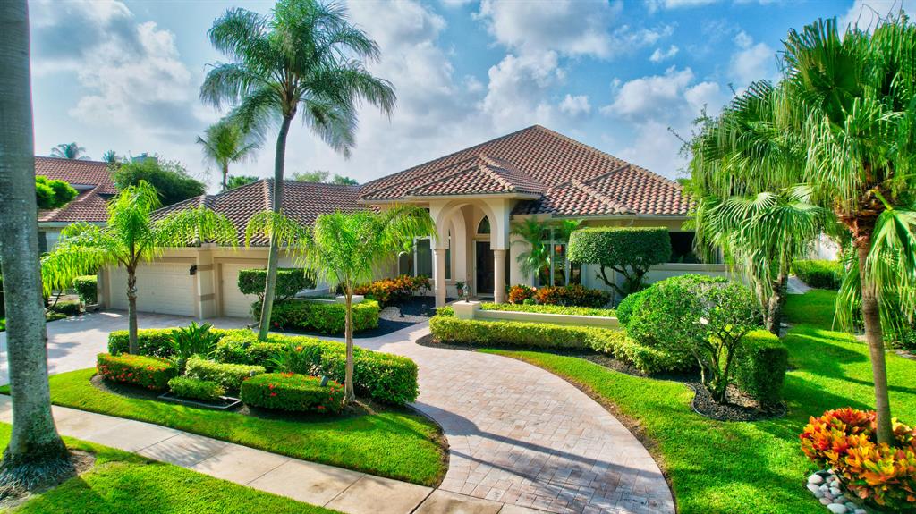 2572 NW 64th Boulevard