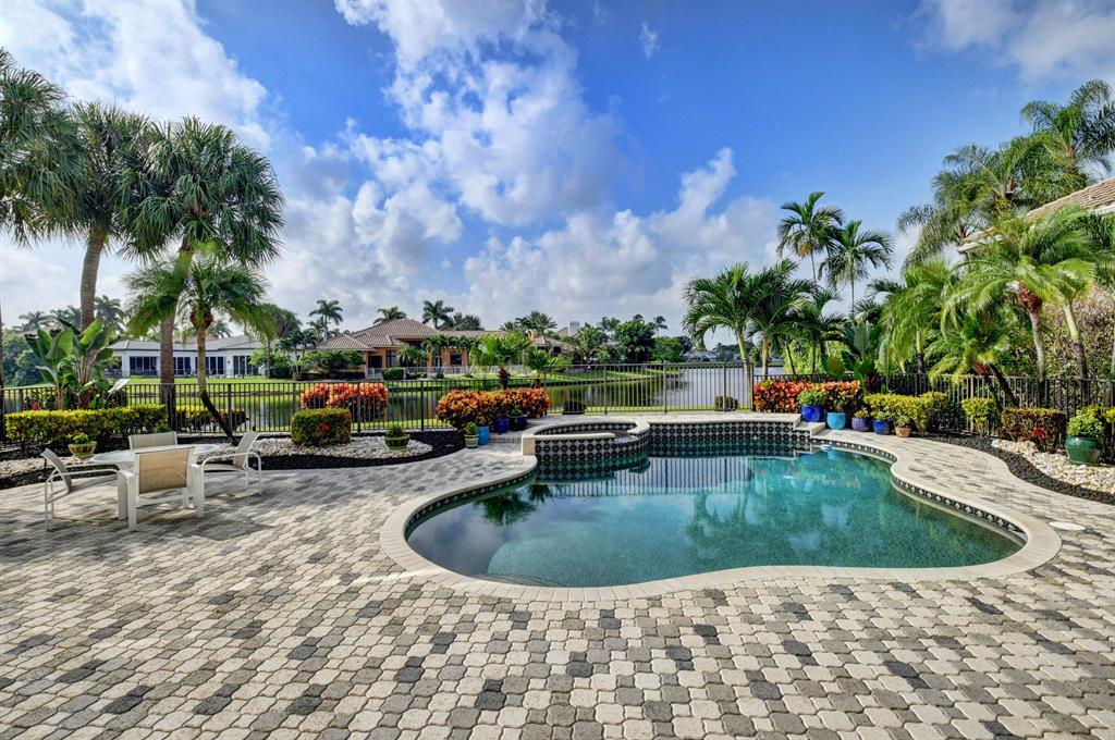 2572 NW 64th Boulevard
