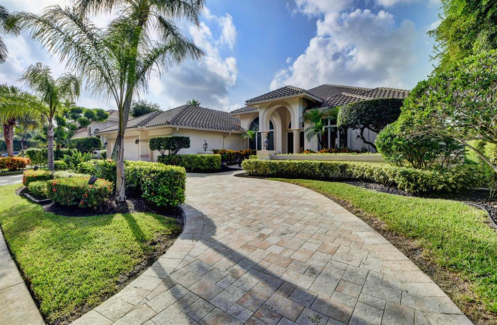 2572 NW 64th Boulevard