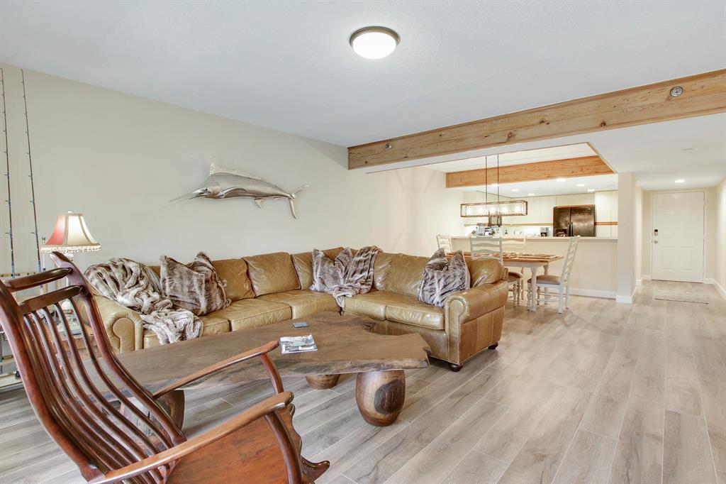 522 Oak Harbour Drive