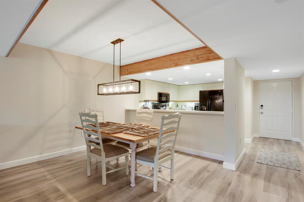 522 Oak Harbour Drive