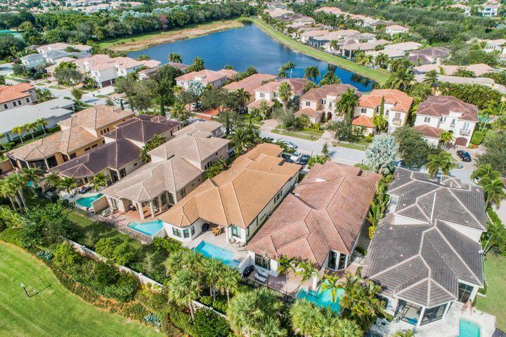 17930 Lake Azure Way