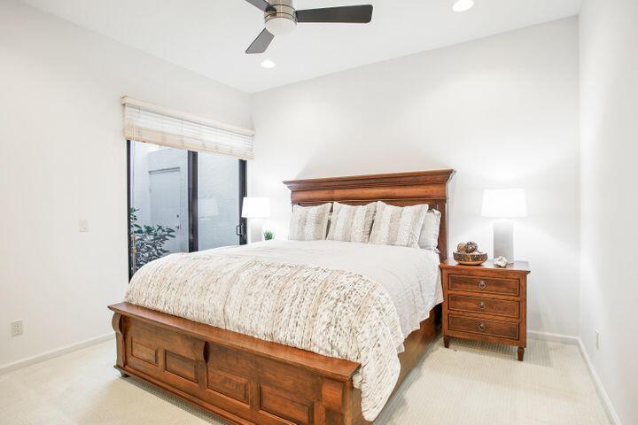 17930 Lake Azure Way