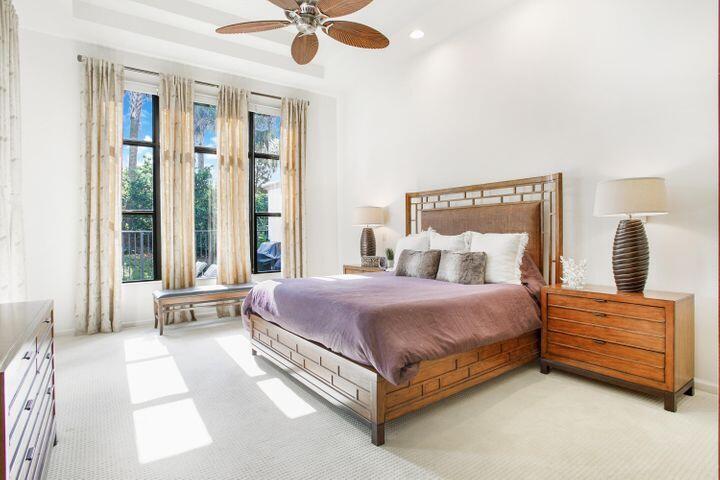 17930 Lake Azure Way