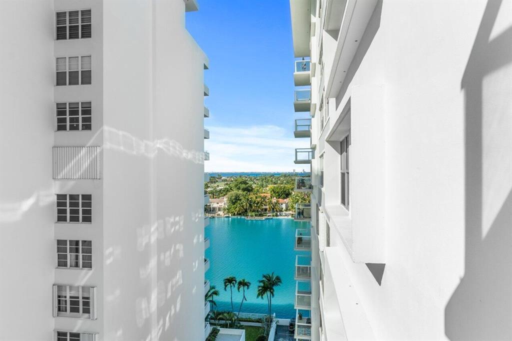 5750 Collins Avenue Unit: 11a