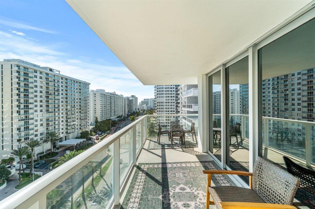 5750 Collins Avenue Unit: 11a