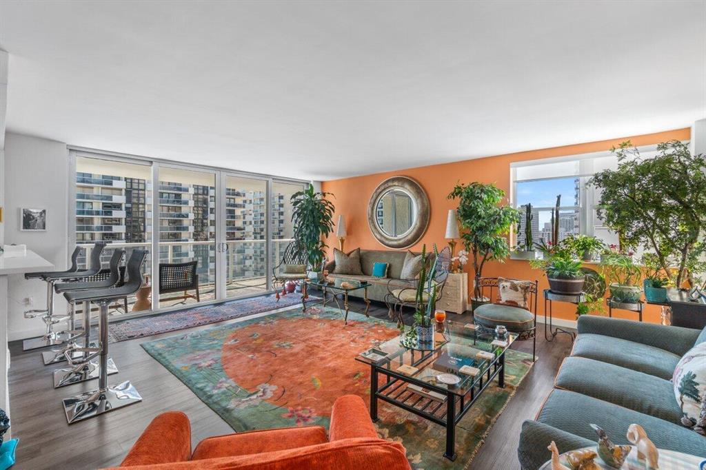 5750 Collins Avenue Unit: 11a