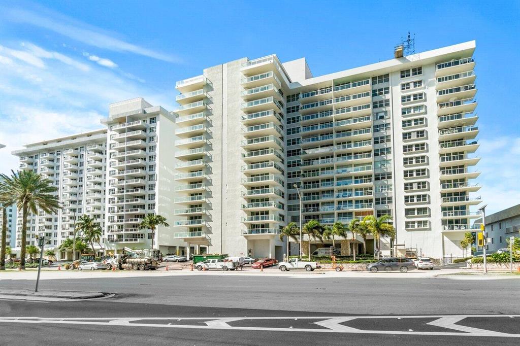 5750 Collins Avenue Unit: 11a