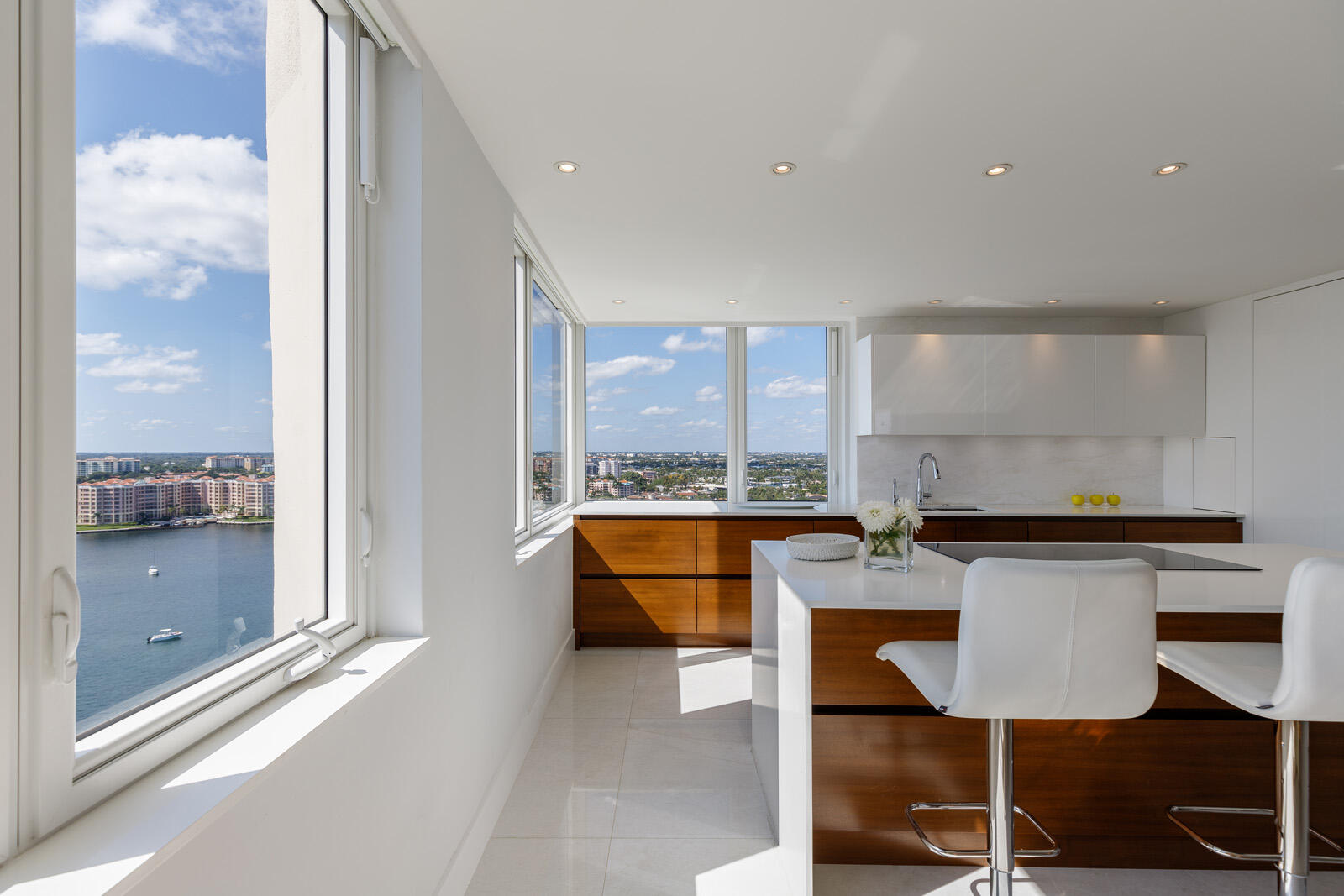 500 S Ocean Boulevard Unit: 2008
