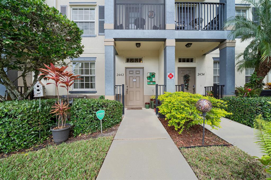 2442 SE Santos Drive