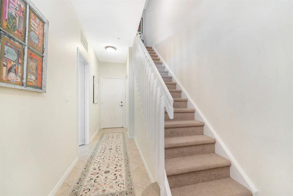 2442 SE Santos Drive