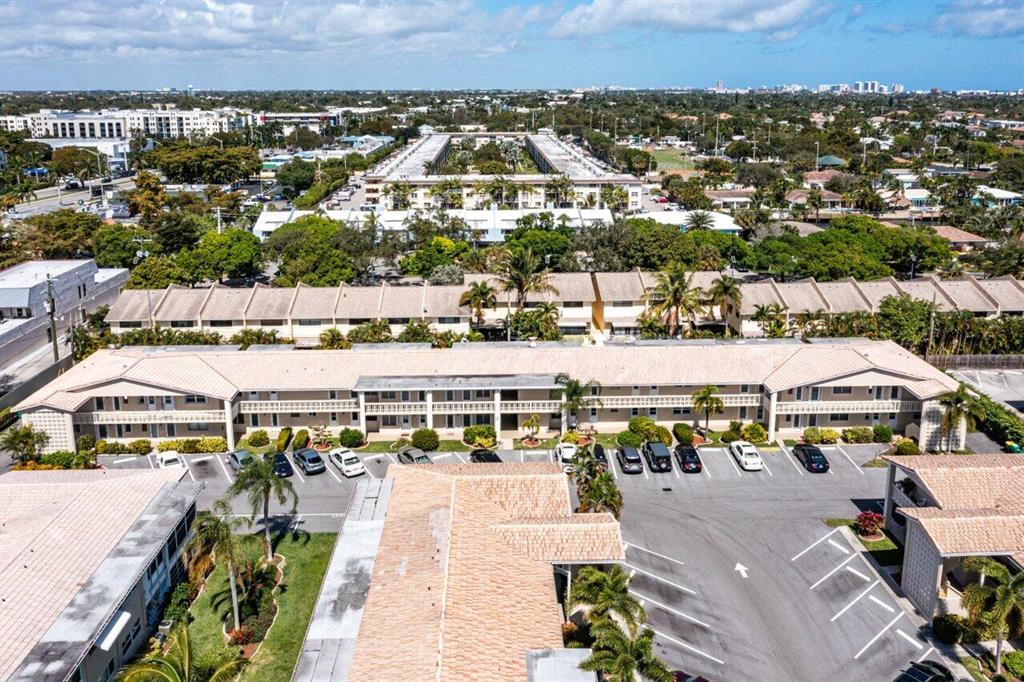 2115 NE 42nd Court Unit: 203 N