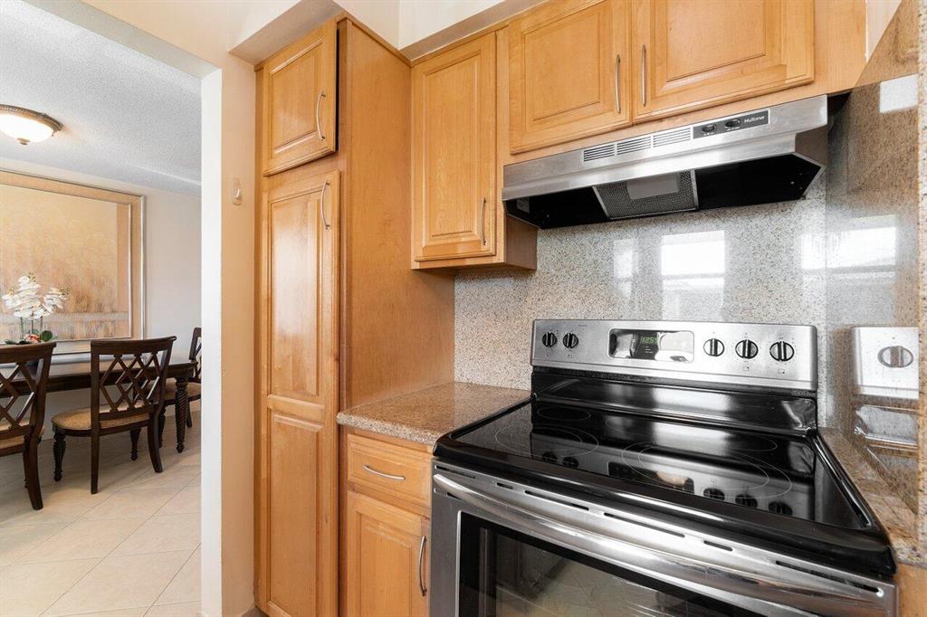 2115 NE 42nd Court Unit: 203 N