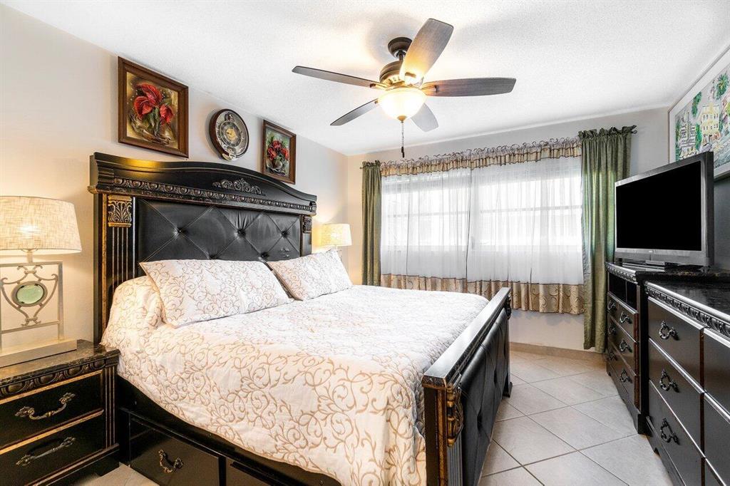 2115 NE 42nd Court Unit: 203 N