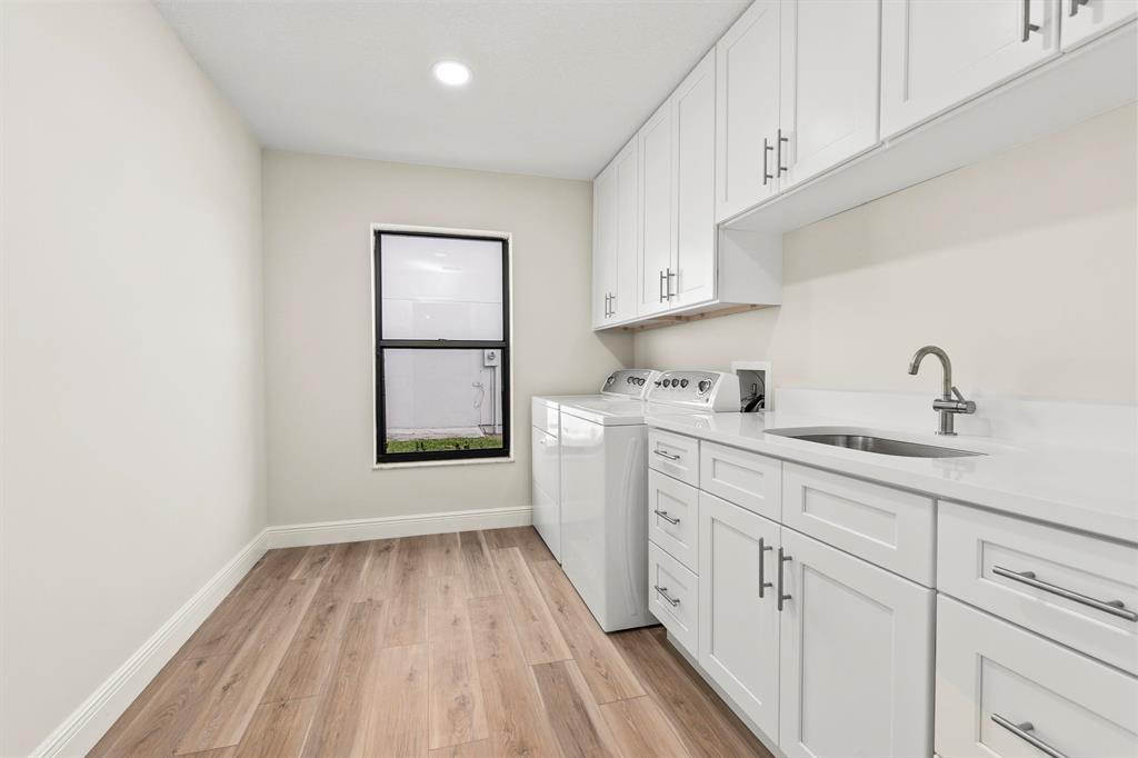 7160 SE Bunker Hill Court