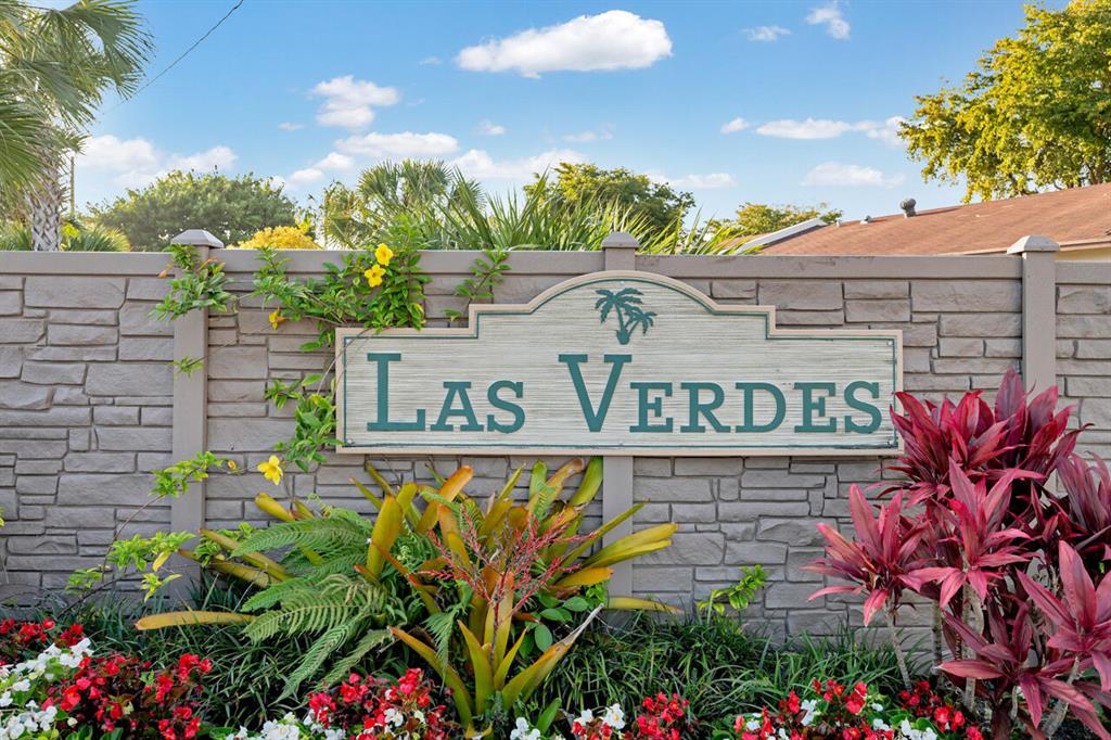 5488 Viburnum Circle