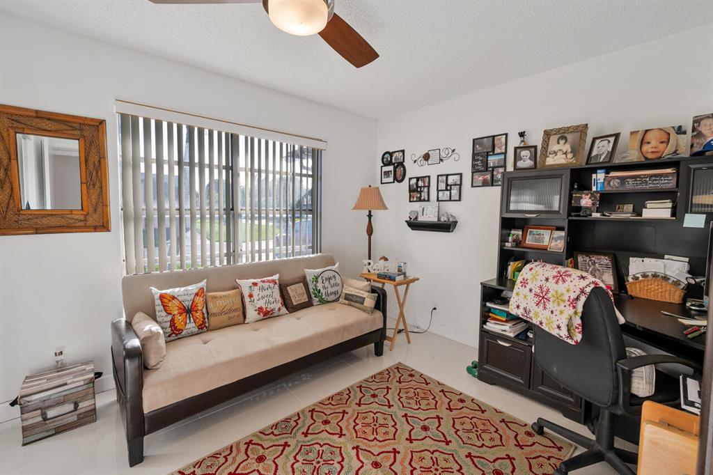 5488 Viburnum Circle