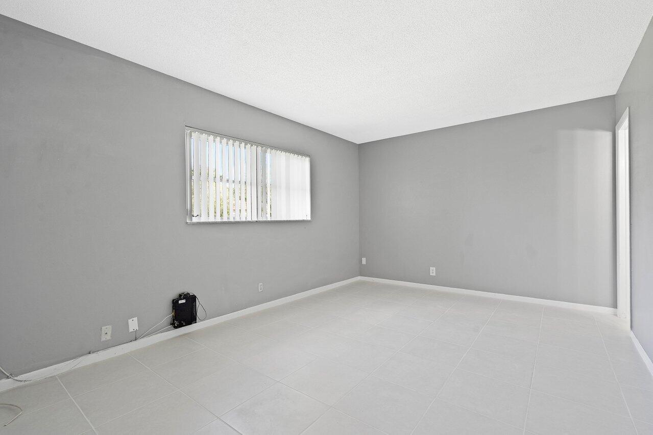 21 Abbey Lane Unit: 202