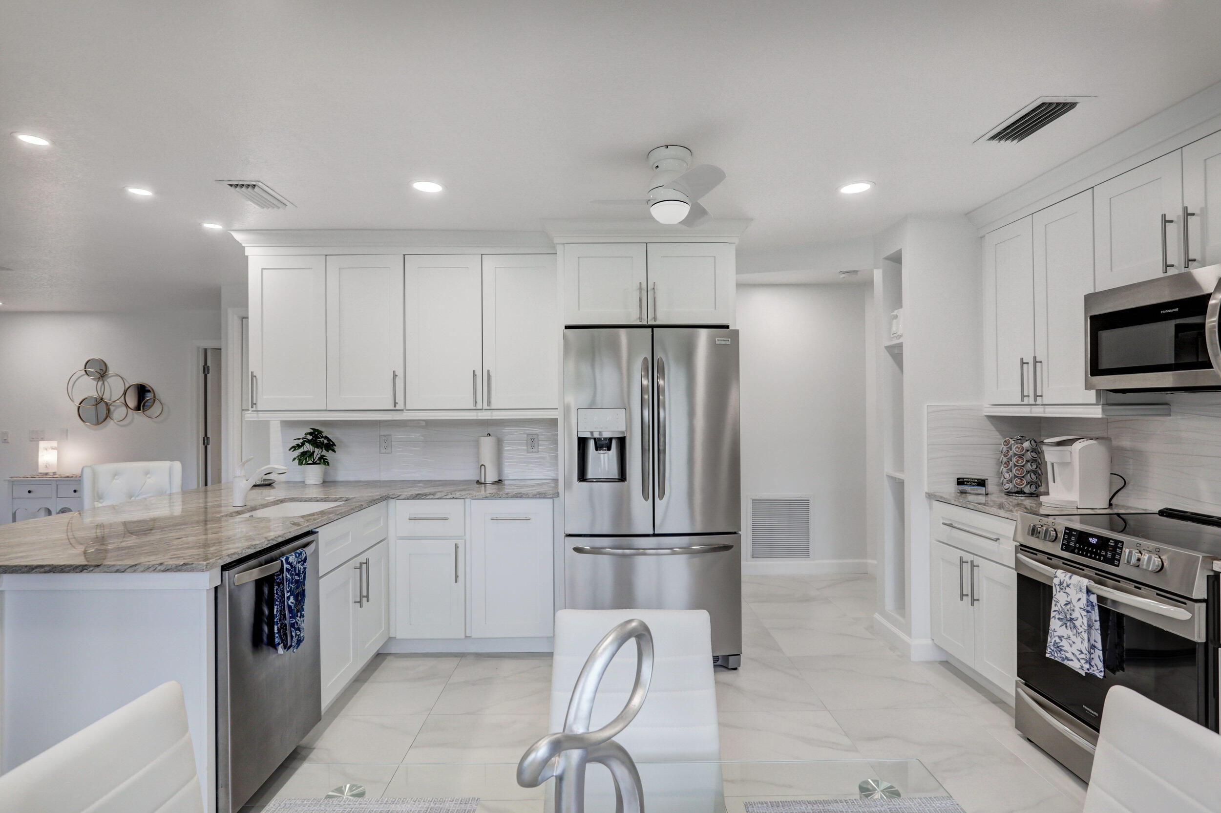 6 Lexington Lane Unit: D