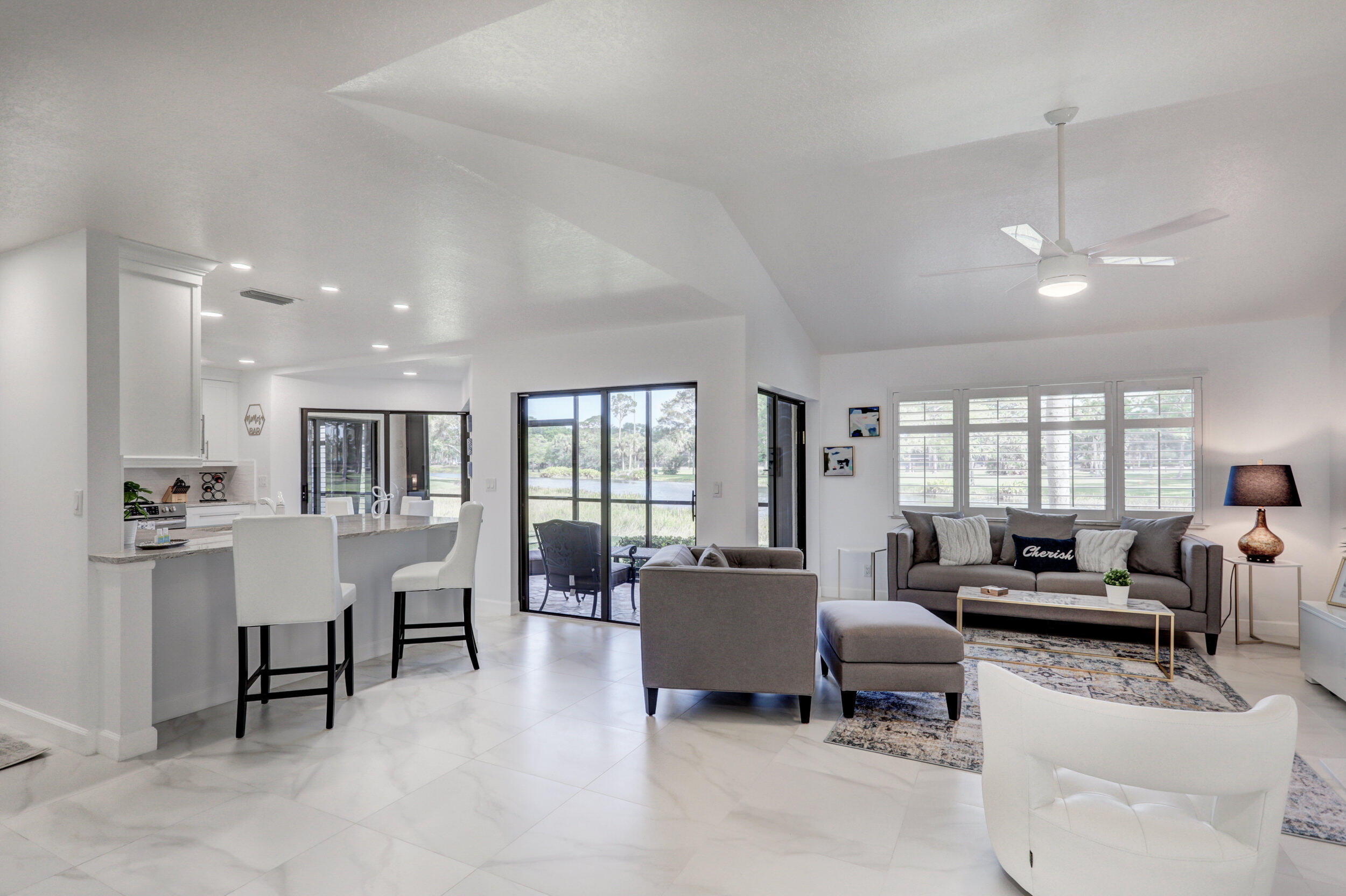 6 Lexington Lane Unit: D