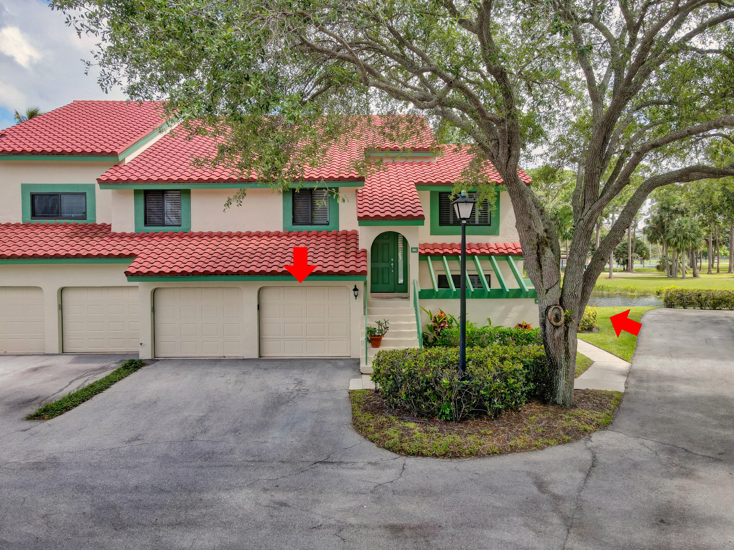 6 Lexington Lane Unit: D