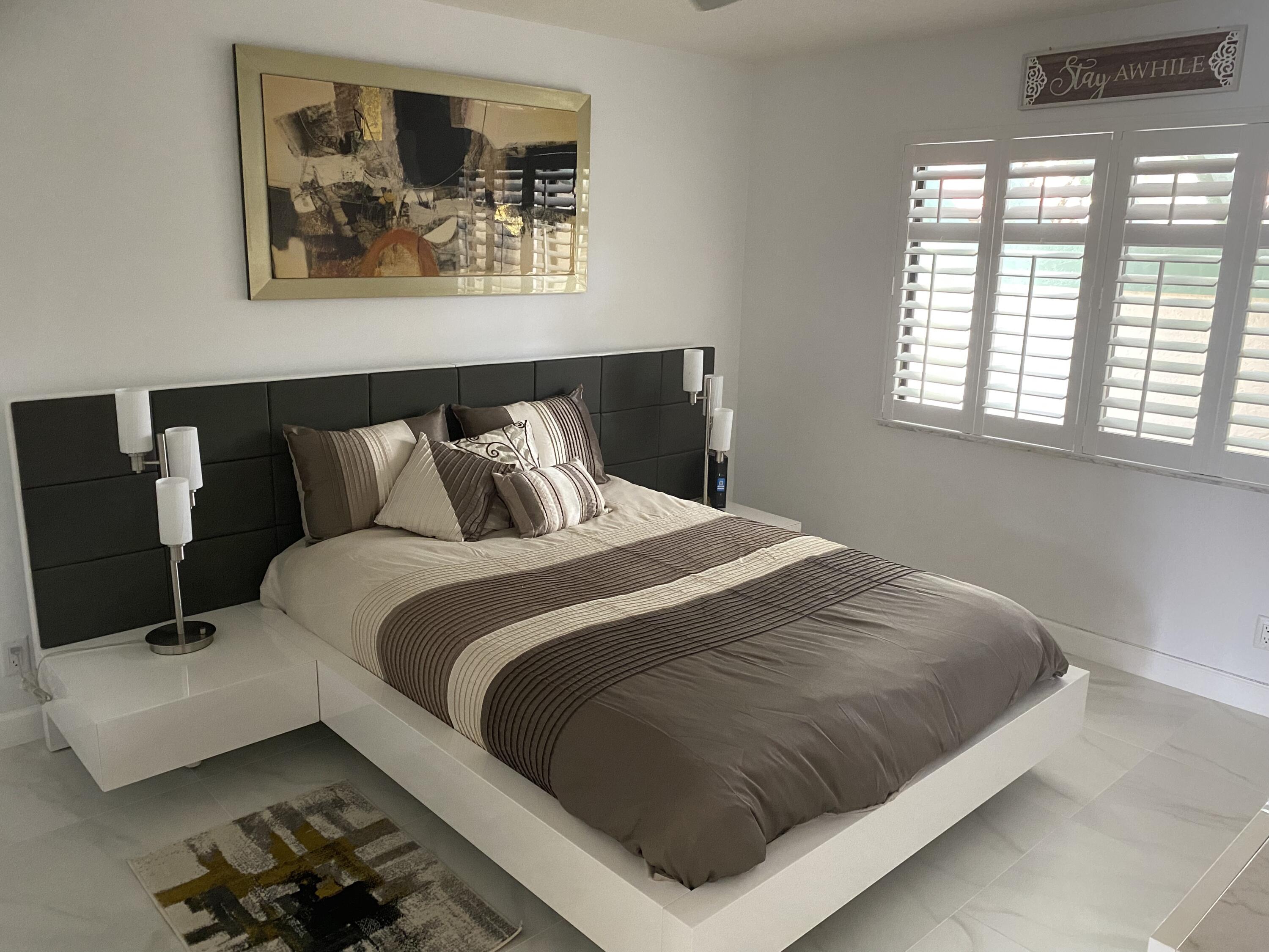 6 Lexington Lane Unit: D