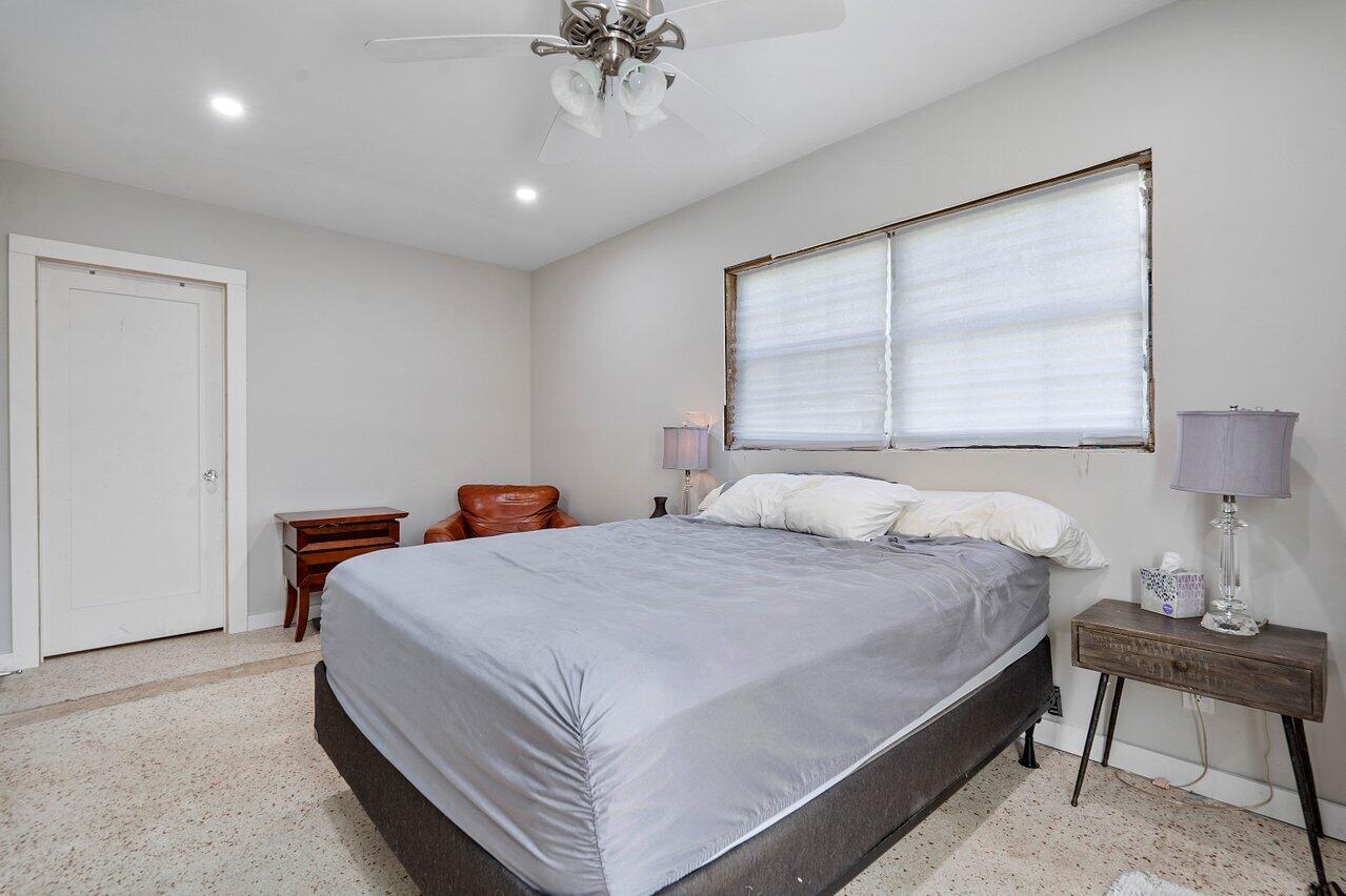 246 NE 20th Street