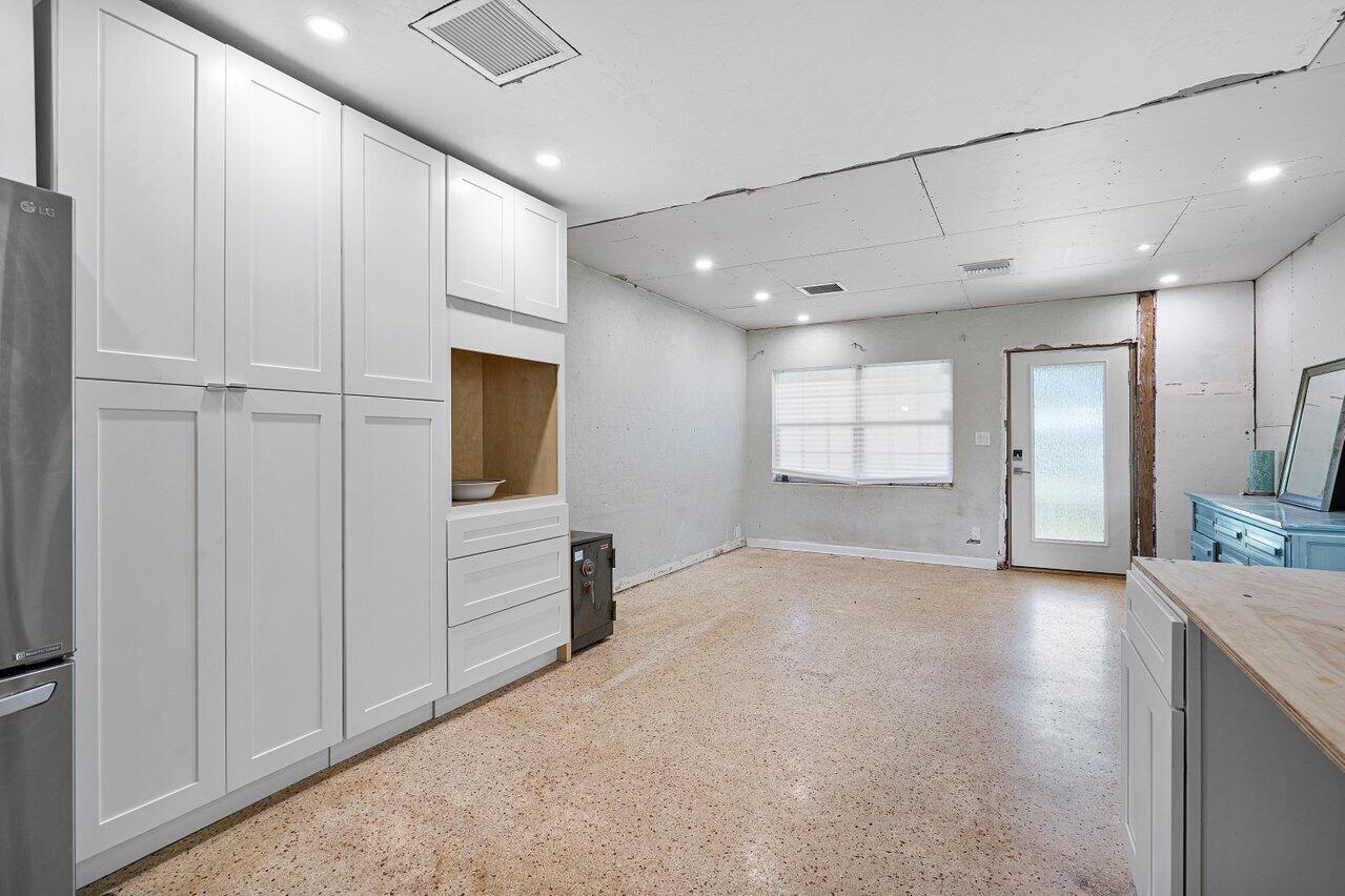 246 NE 20th Street