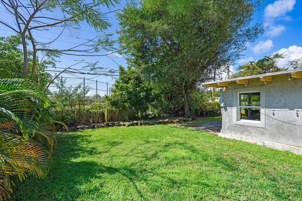 246 NE 20th Street