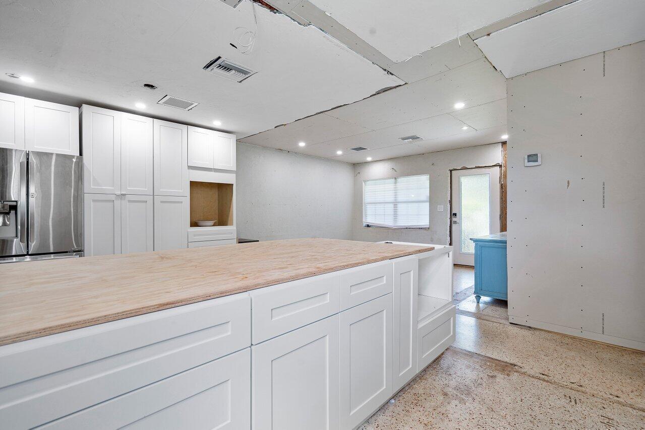 246 NE 20th Street