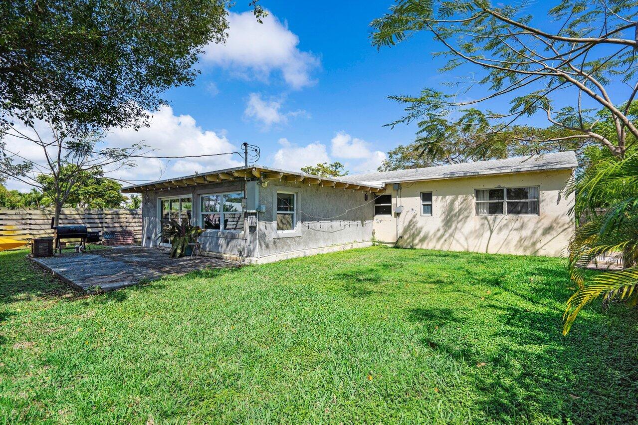 246 NE 20th Street