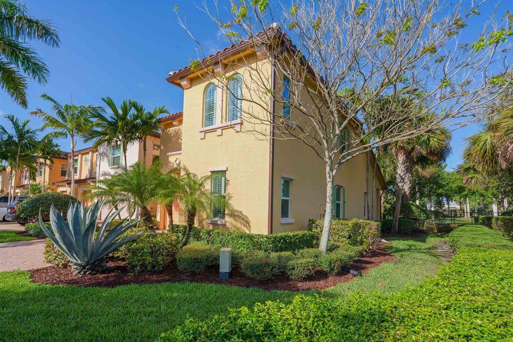 4515 Mediterranean Circle