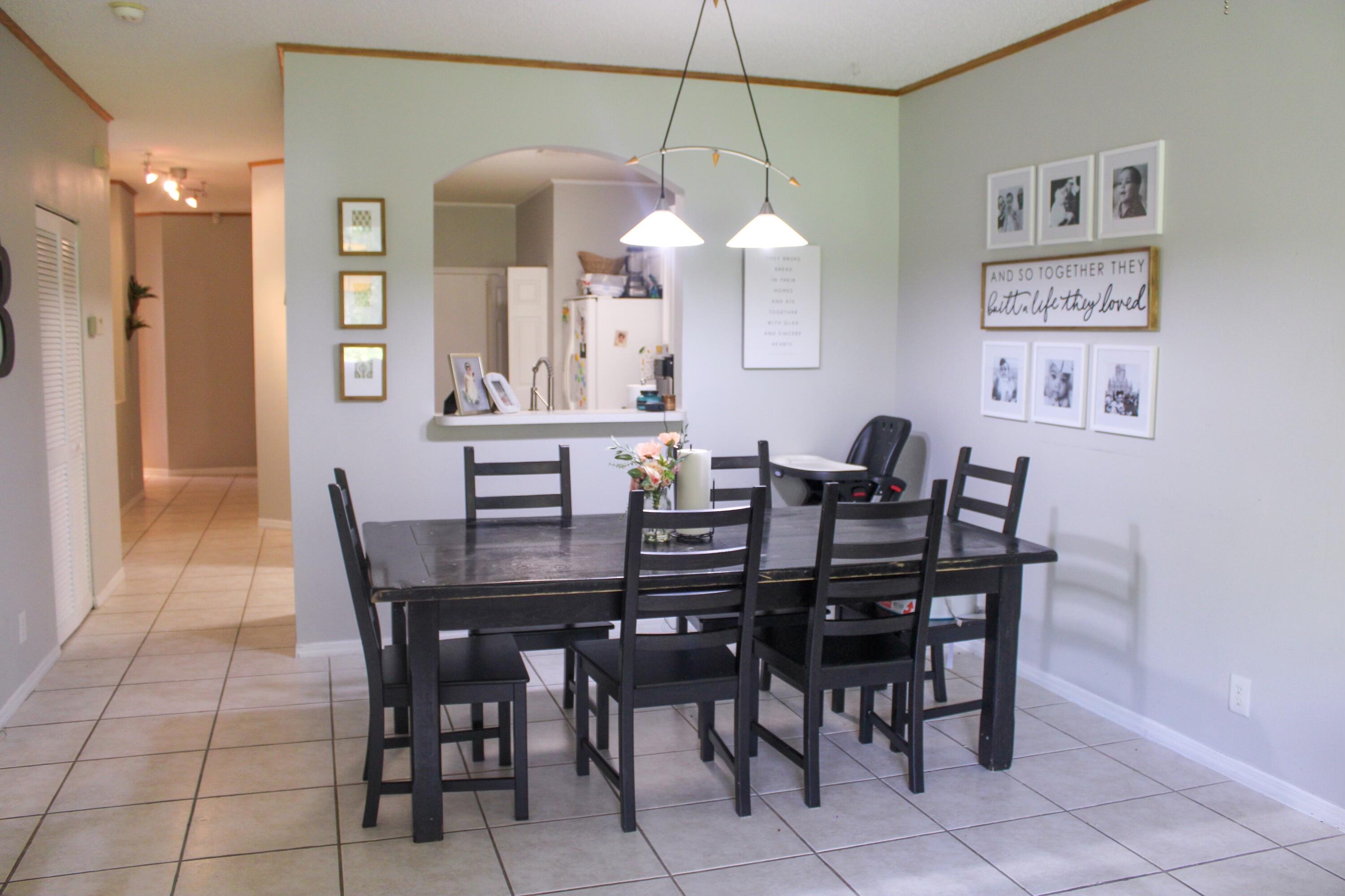 1207 SW 48th Terrace