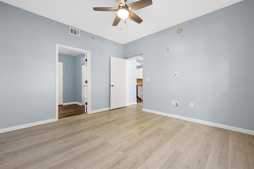 225 Murcia Drive Unit: 102