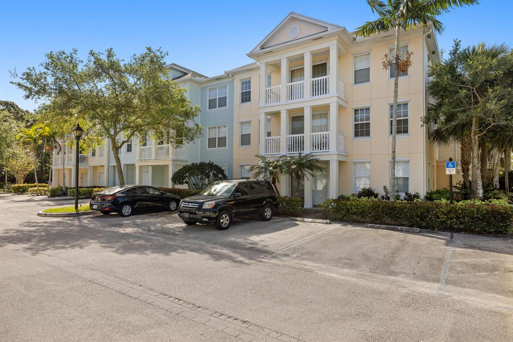 225 Murcia Drive Unit: 102
