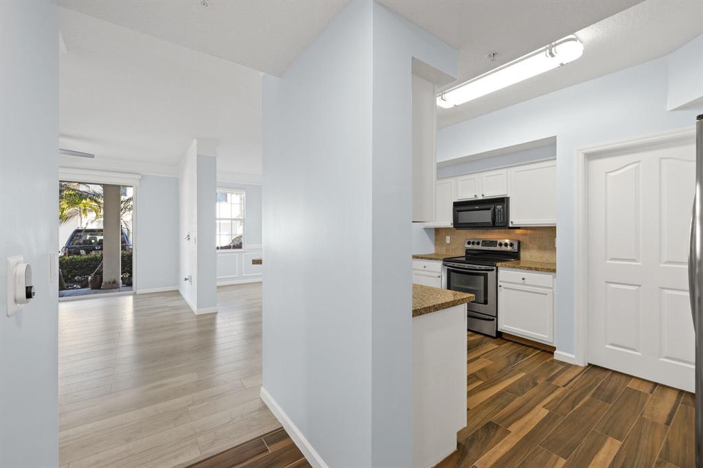 225 Murcia Drive Unit: 102
