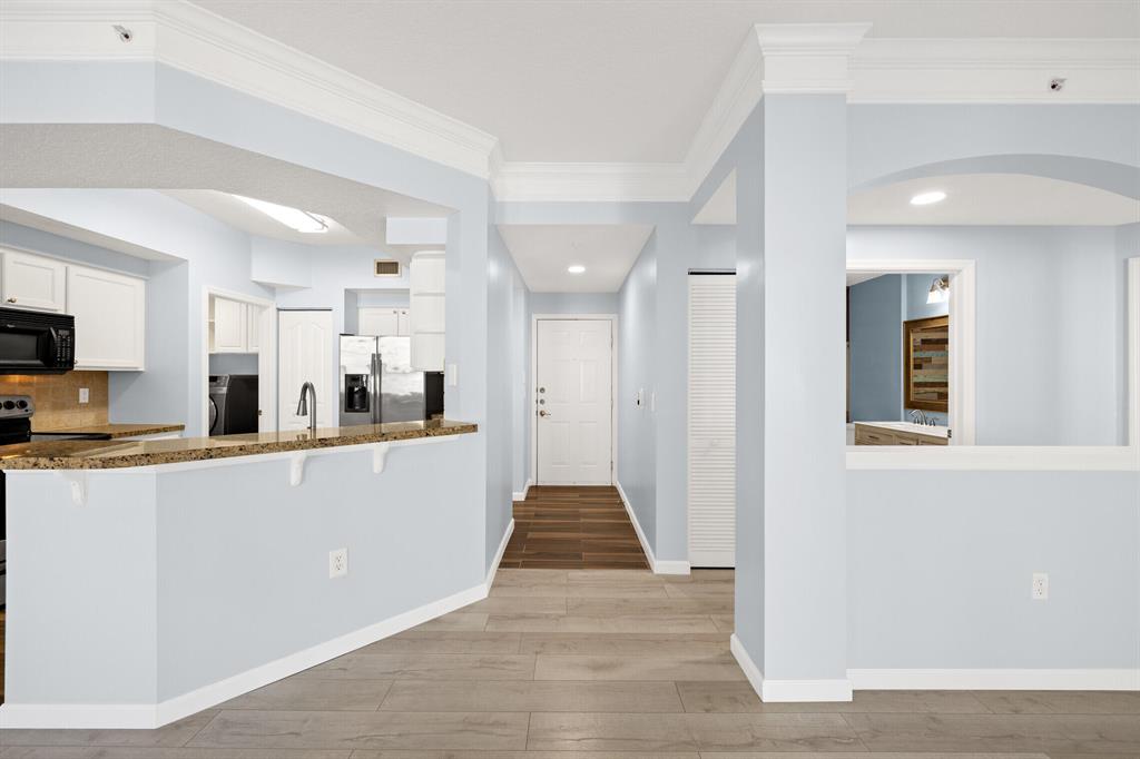 225 Murcia Drive Unit: 102