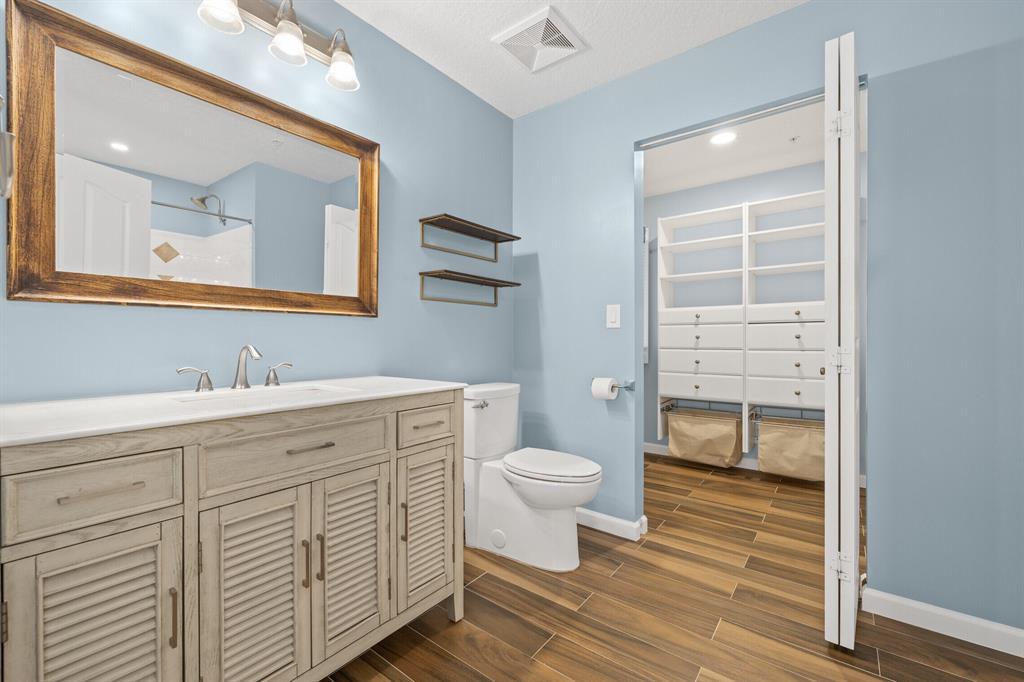 225 Murcia Drive Unit: 102