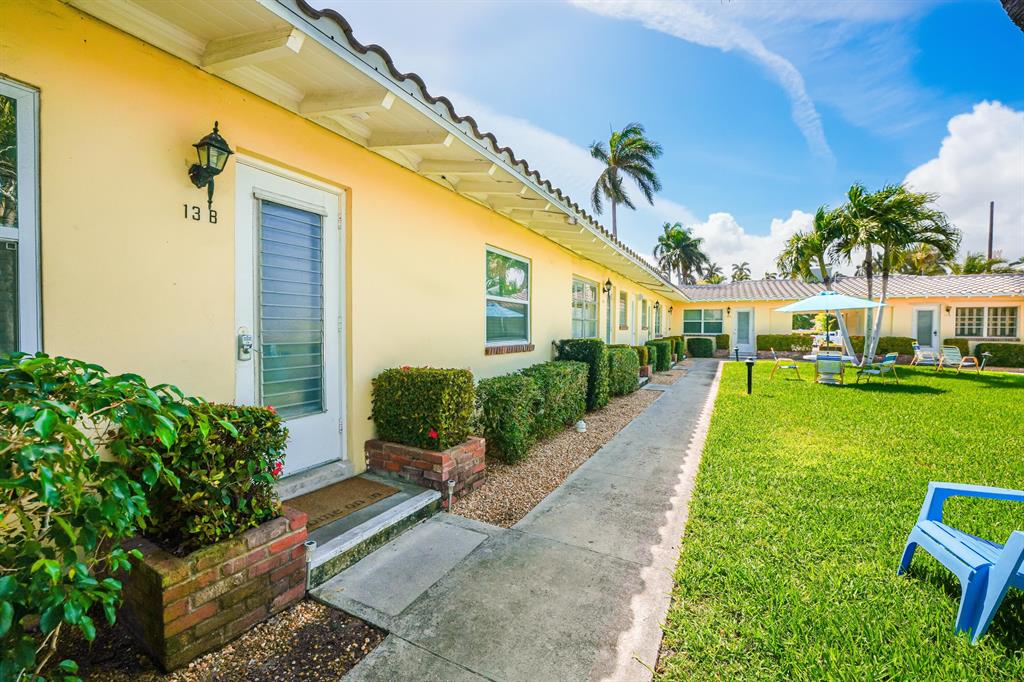 30 Andrews Avenue Unit: 13-B