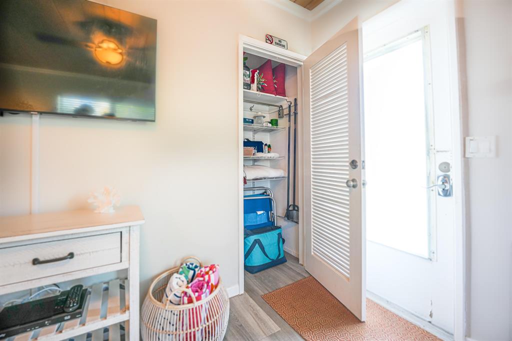30 Andrews Avenue Unit: 13-B