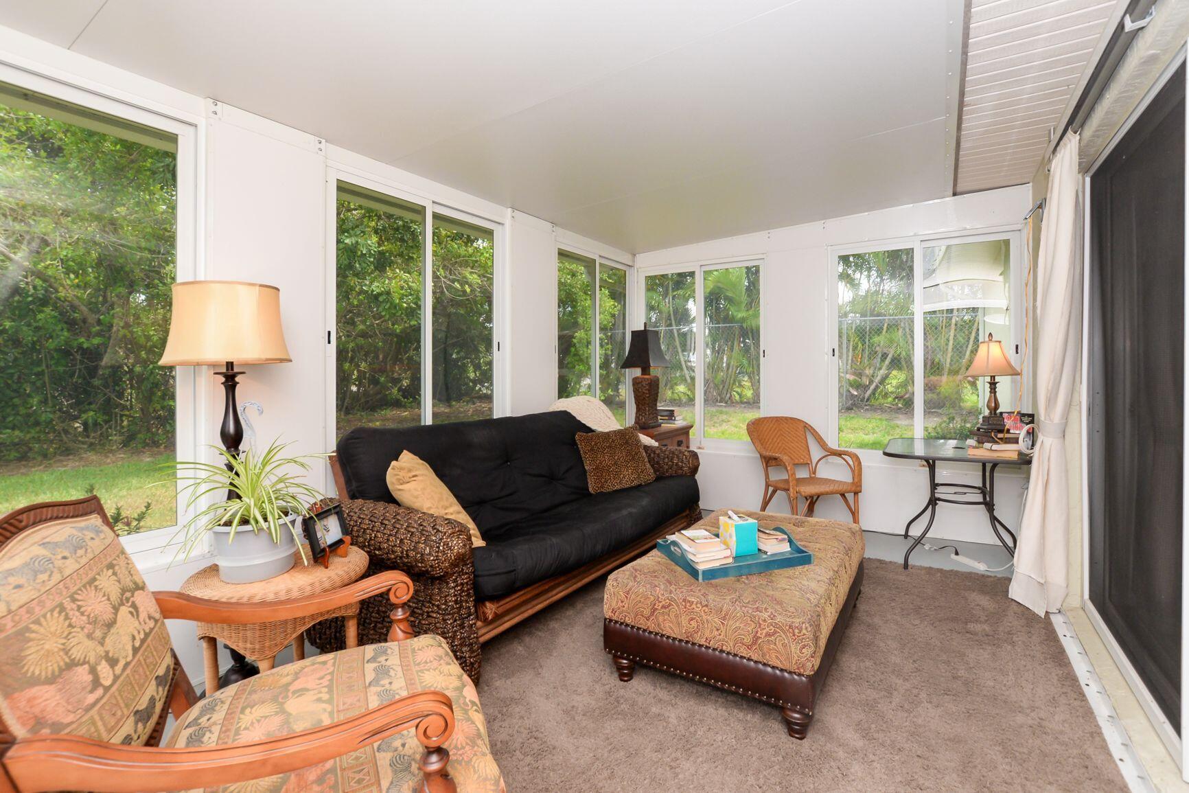 5752 Travelers Way