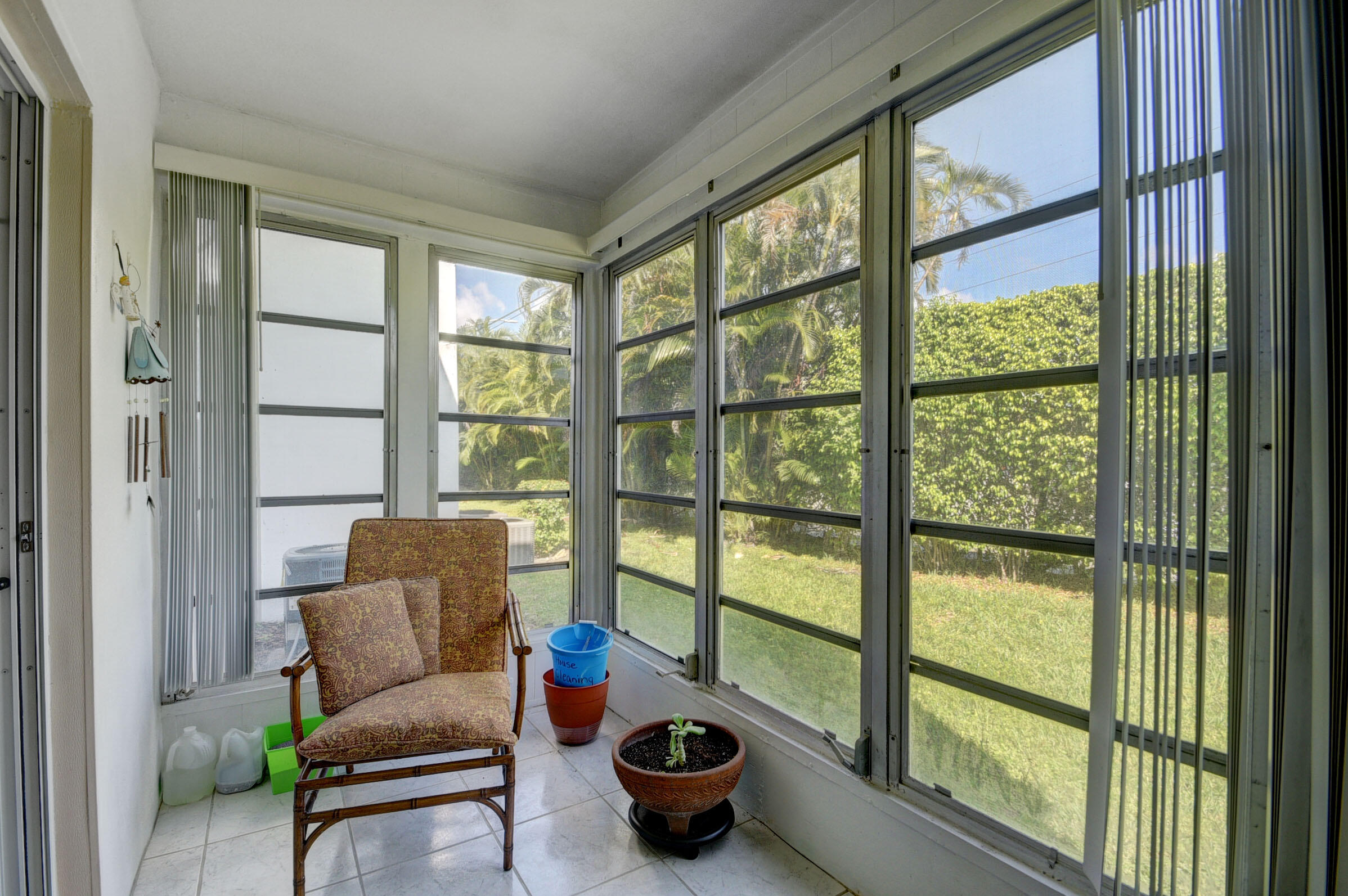 1111 Lake Terrace Unit: 105