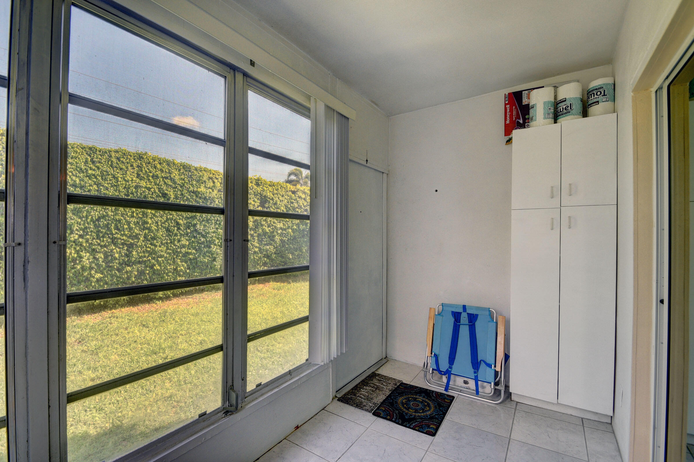 1111 Lake Terrace Unit: 105
