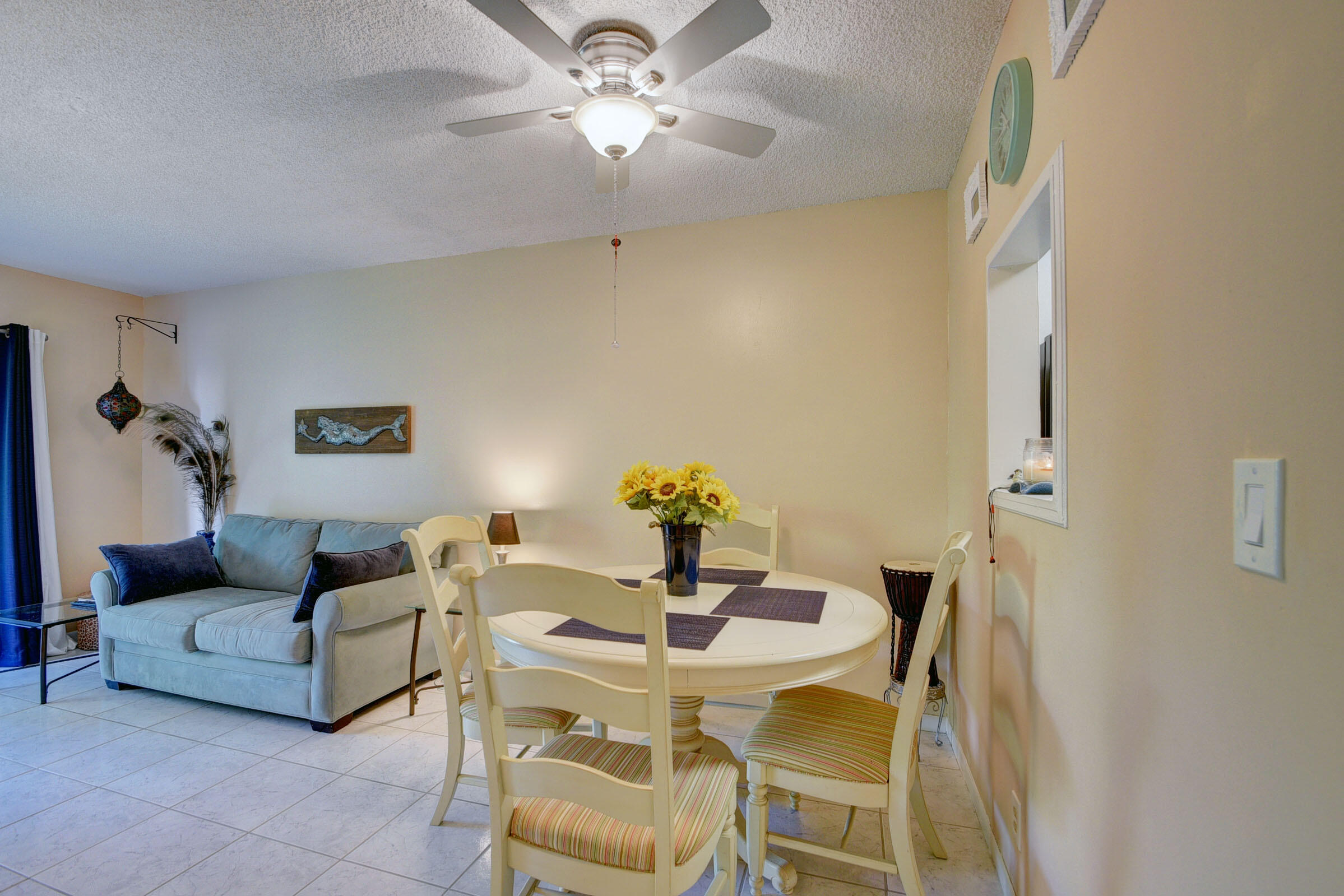 1111 Lake Terrace Unit: 105
