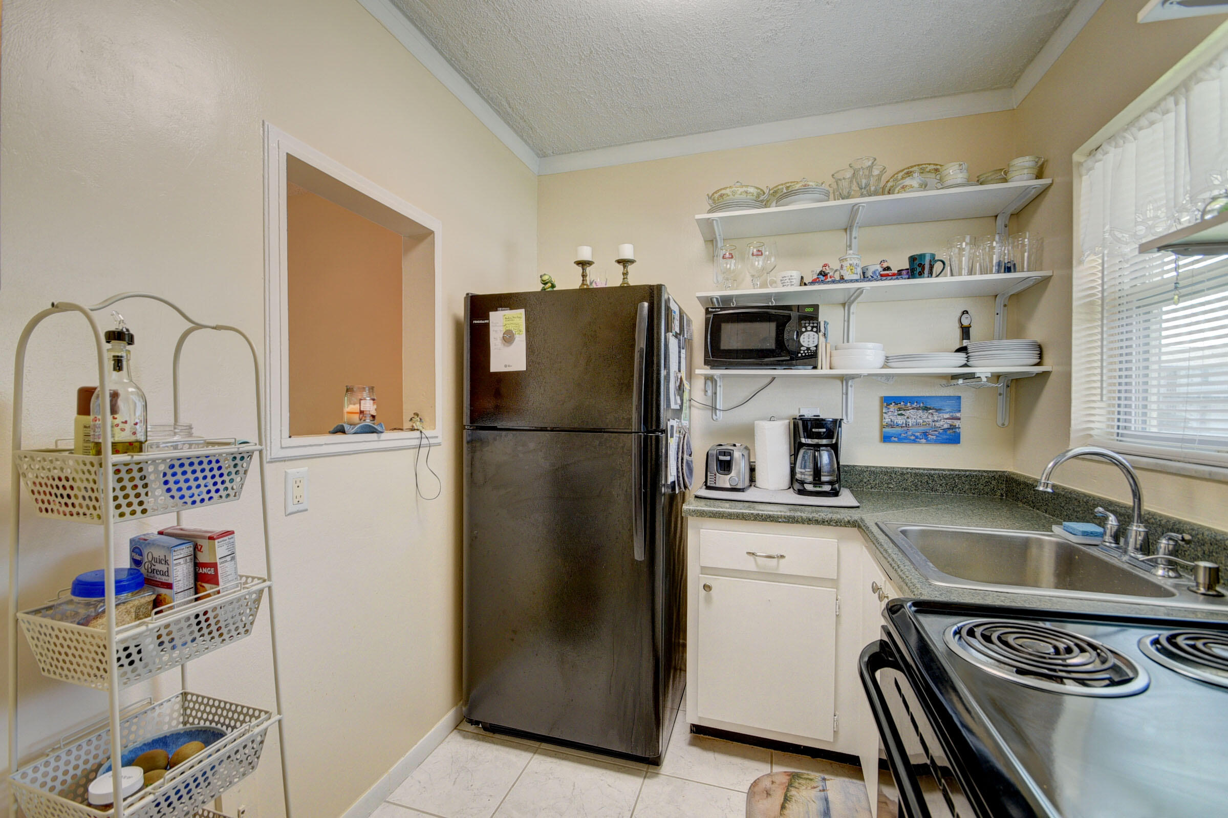 1111 Lake Terrace Unit: 105