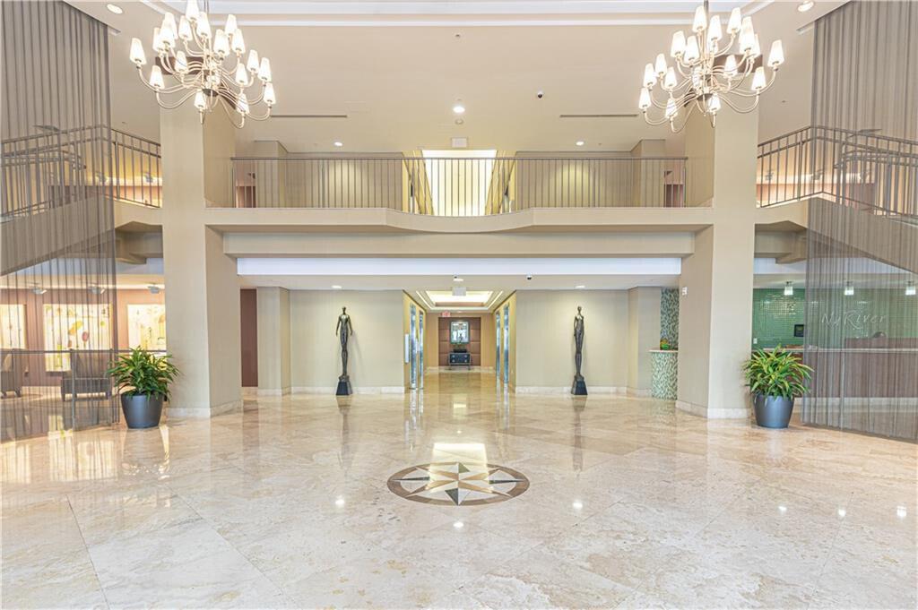 511 SE 5th Avenue Unit: 1513