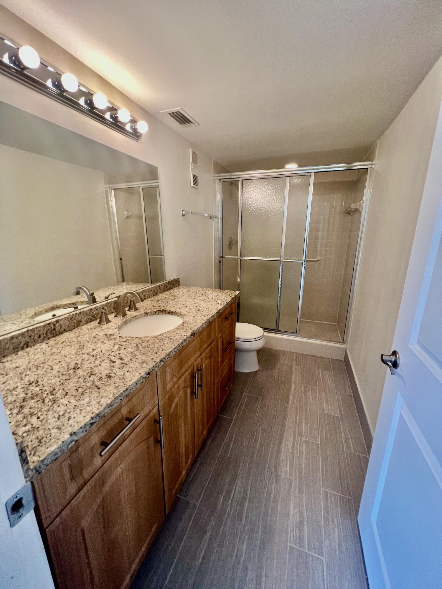 14500 Stirling Way Unit: 304