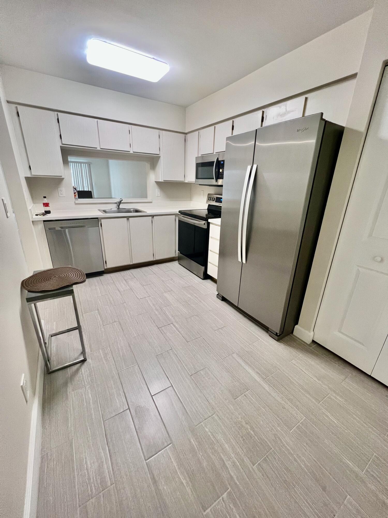 14500 Stirling Way Unit: 304