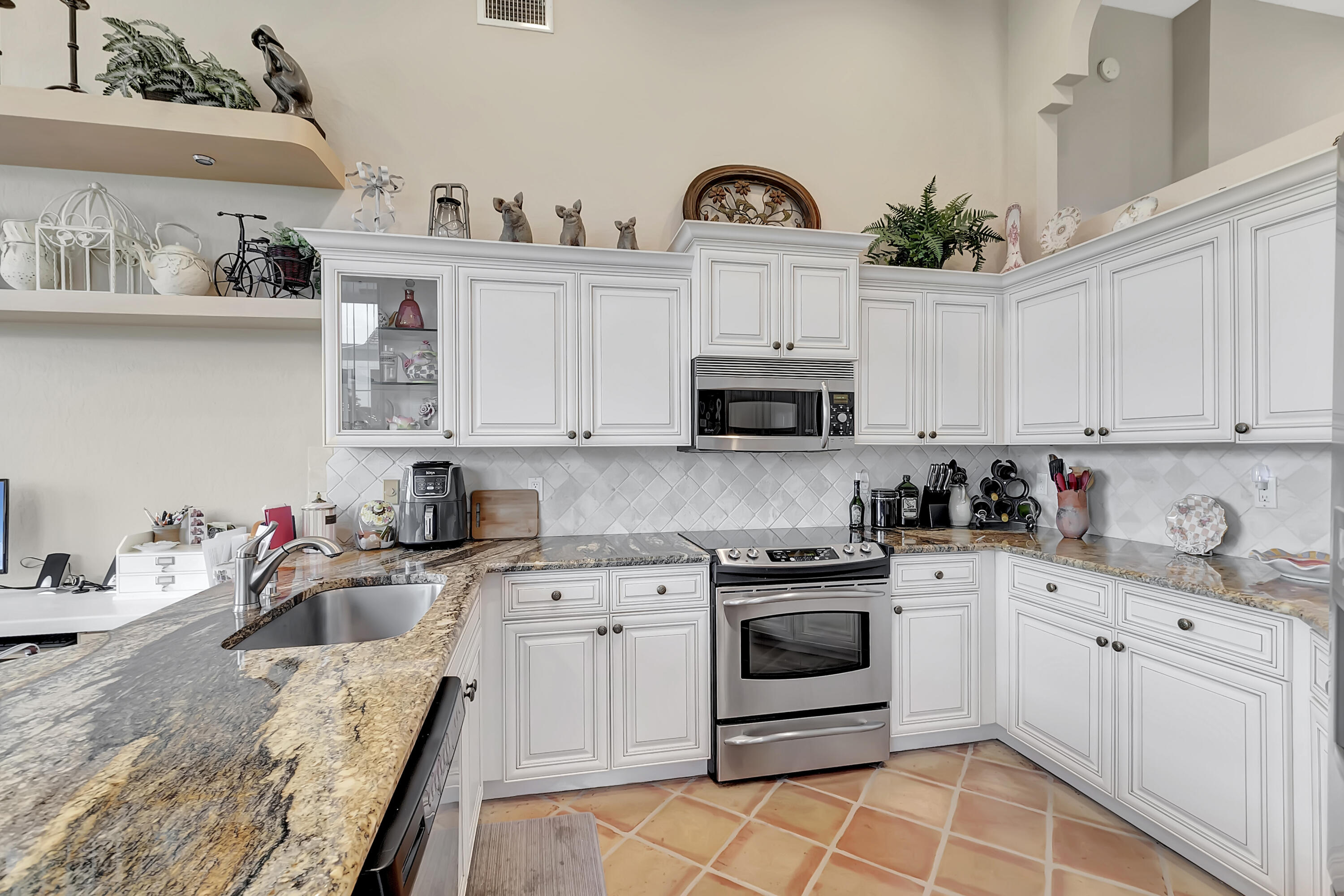 11602 Losano Drive
