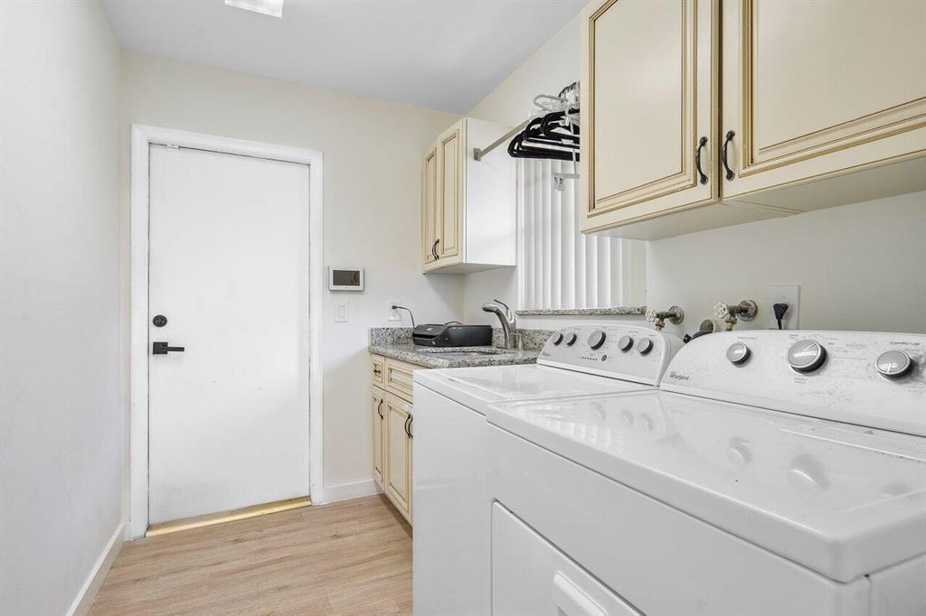 10639 Avenida Santa Ana